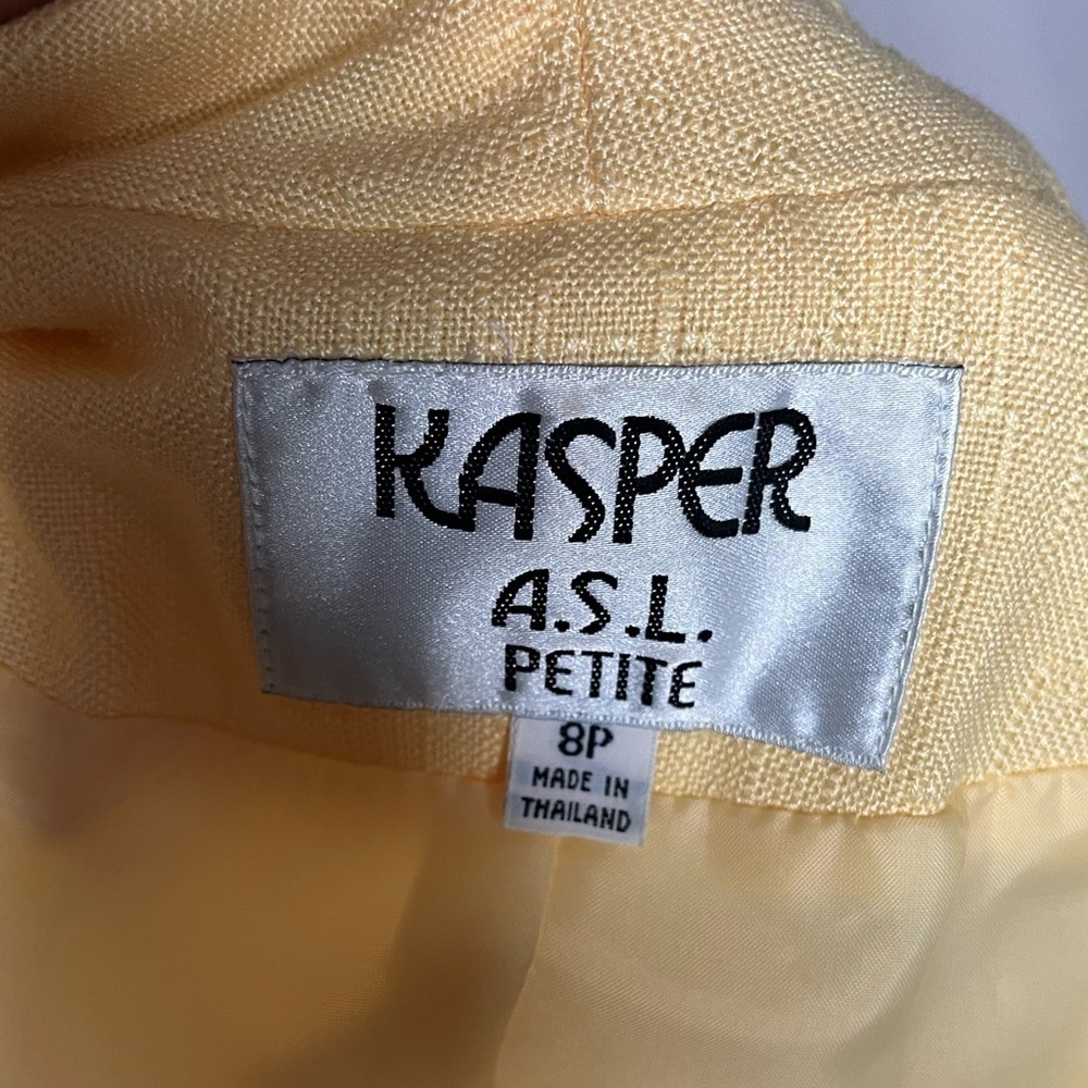 ⭐️ Kasper yellow blazer- size 8P - Picture 9 of 12